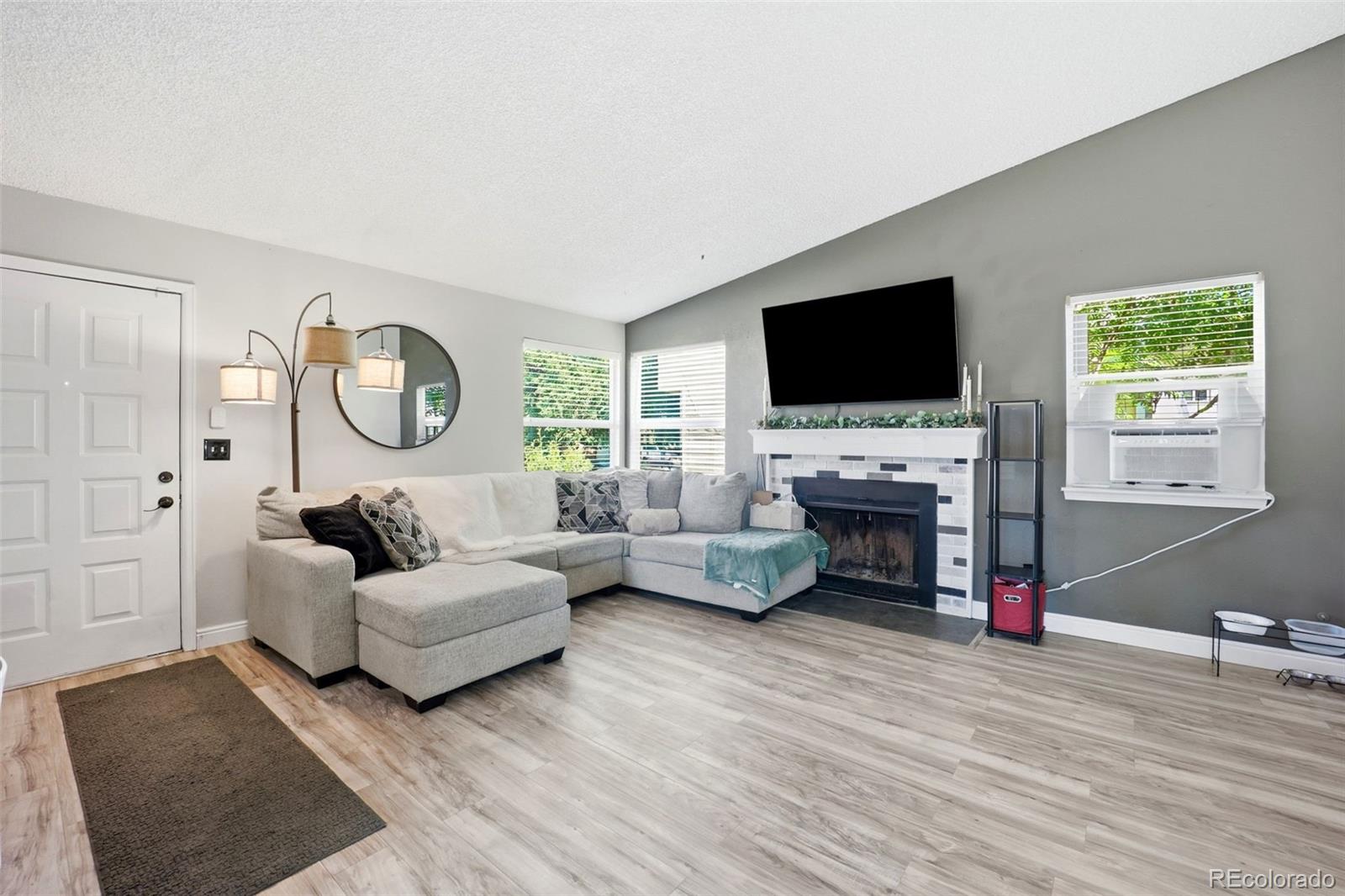 MLS Image #11 for 4778 s salida court,aurora, Colorado
