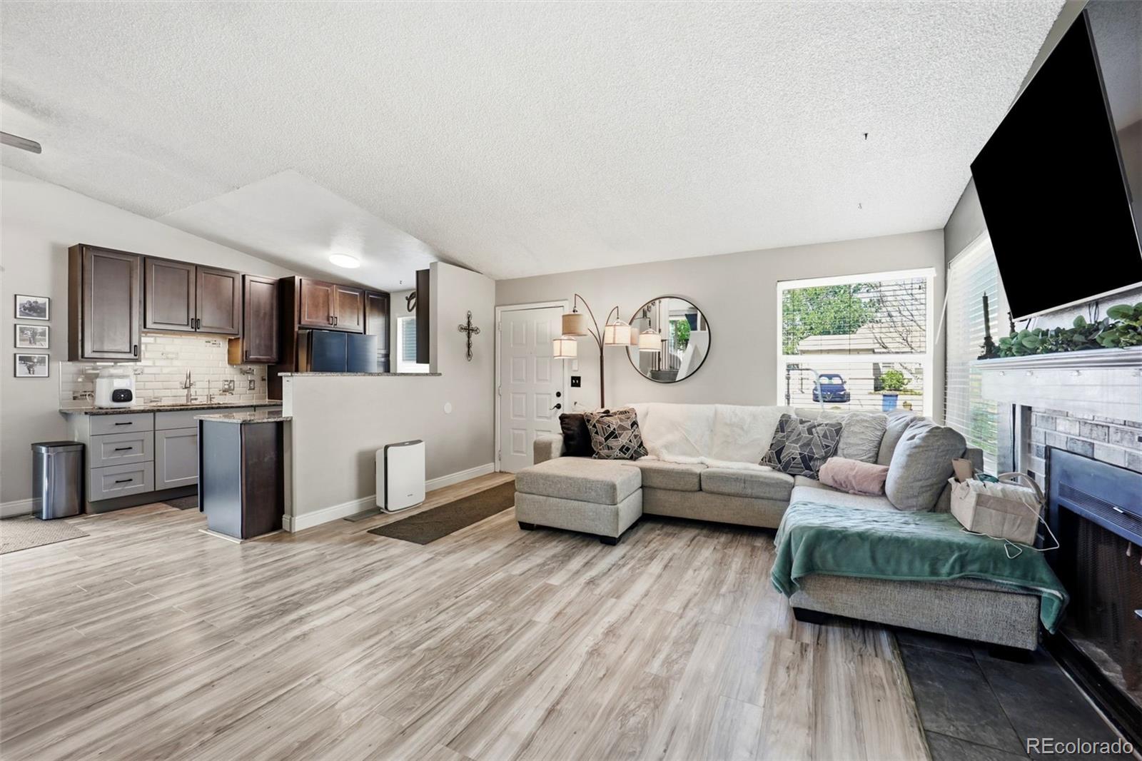 MLS Image #3 for 4778 s salida court,aurora, Colorado