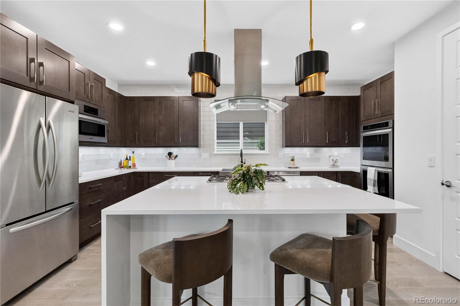 MLS Image #11 for 8204 e 51st avenue,denver, Colorado