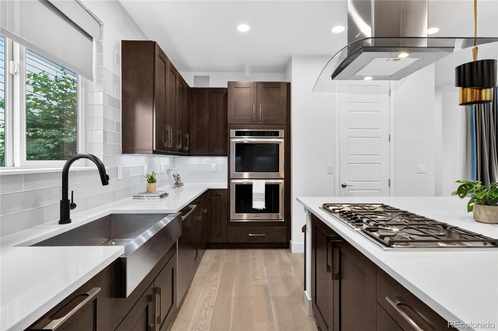 MLS Image #12 for 8204 e 51st avenue,denver, Colorado