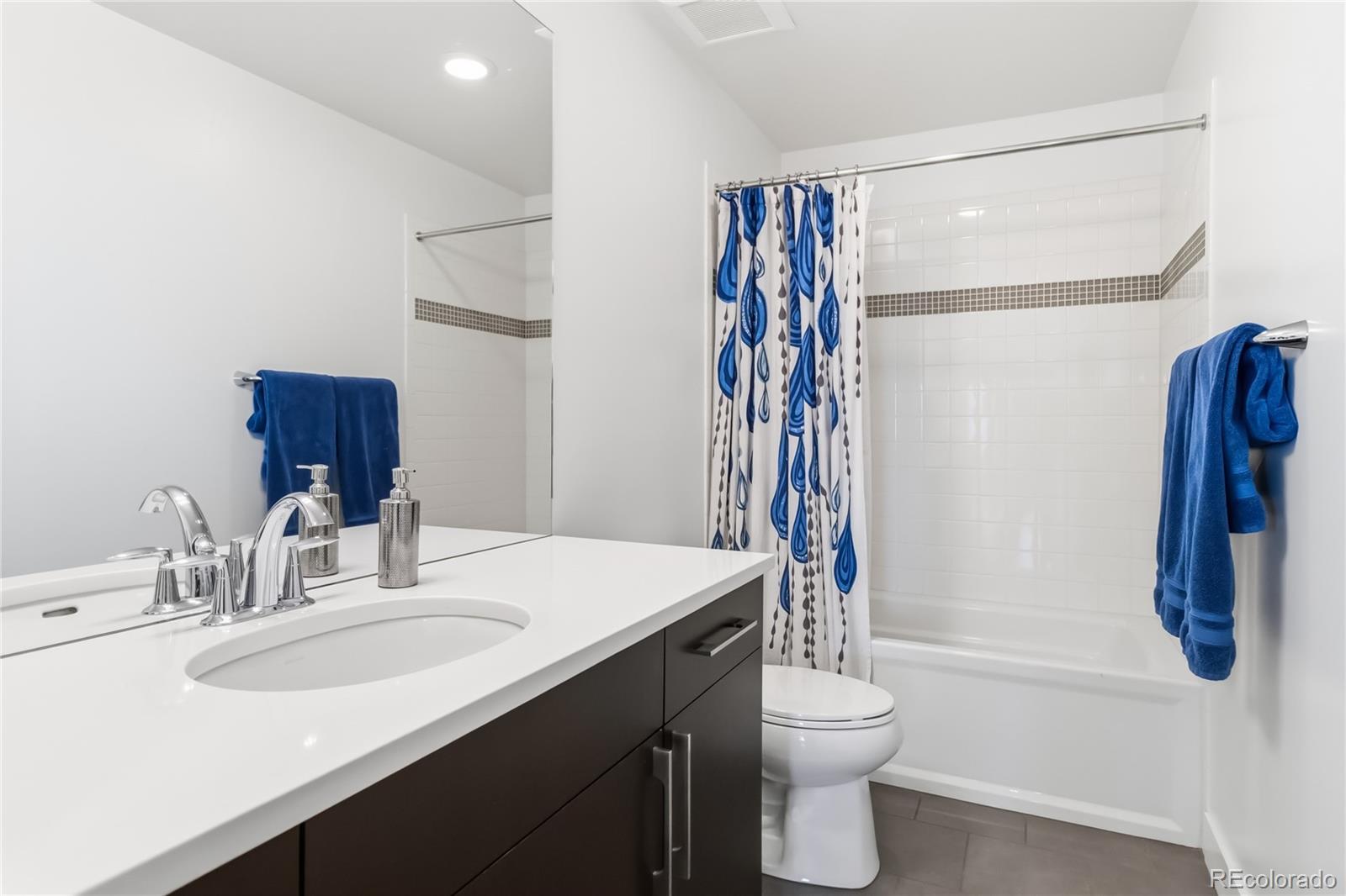 MLS Image #20 for 8204 e 51st avenue,denver, Colorado