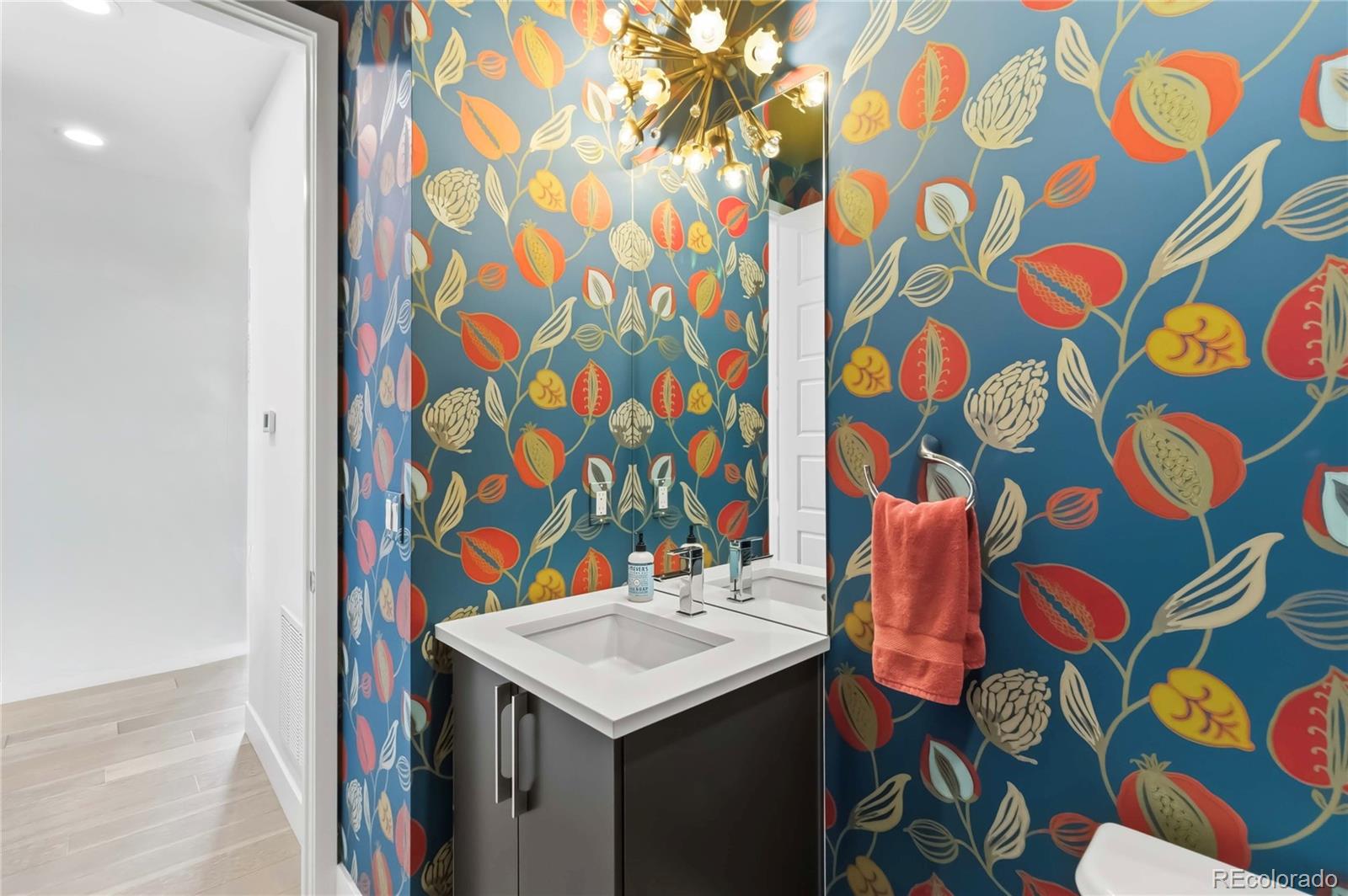 MLS Image #26 for 8204 e 51st avenue,denver, Colorado