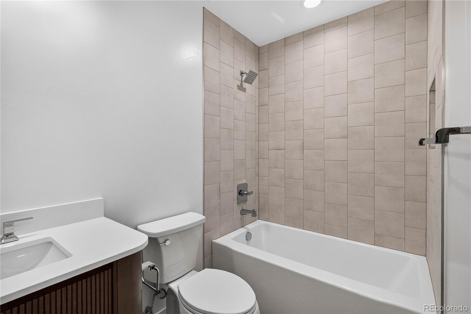 MLS Image #30 for 8204 e 51st avenue,denver, Colorado