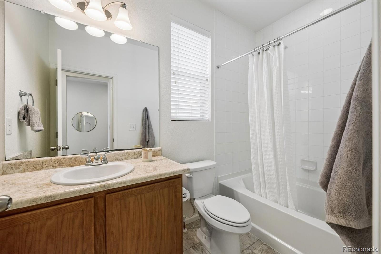 MLS Image #14 for 10536  racine way,commerce city, Colorado