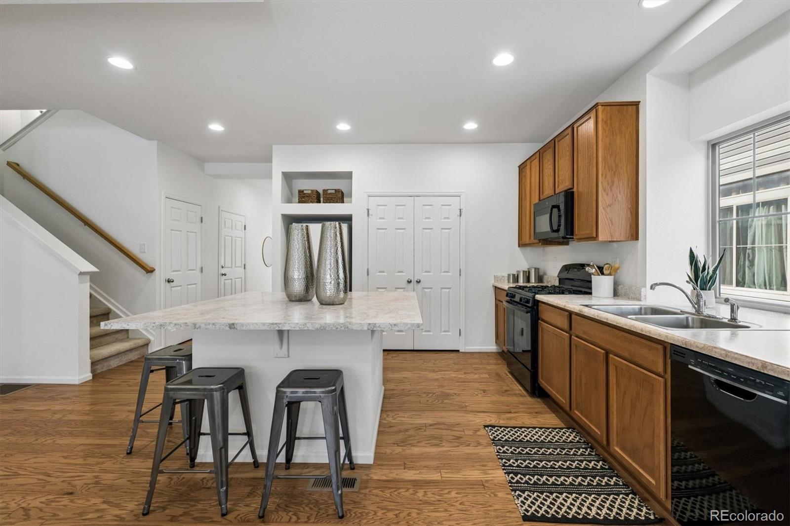 MLS Image #4 for 10536  racine way,commerce city, Colorado