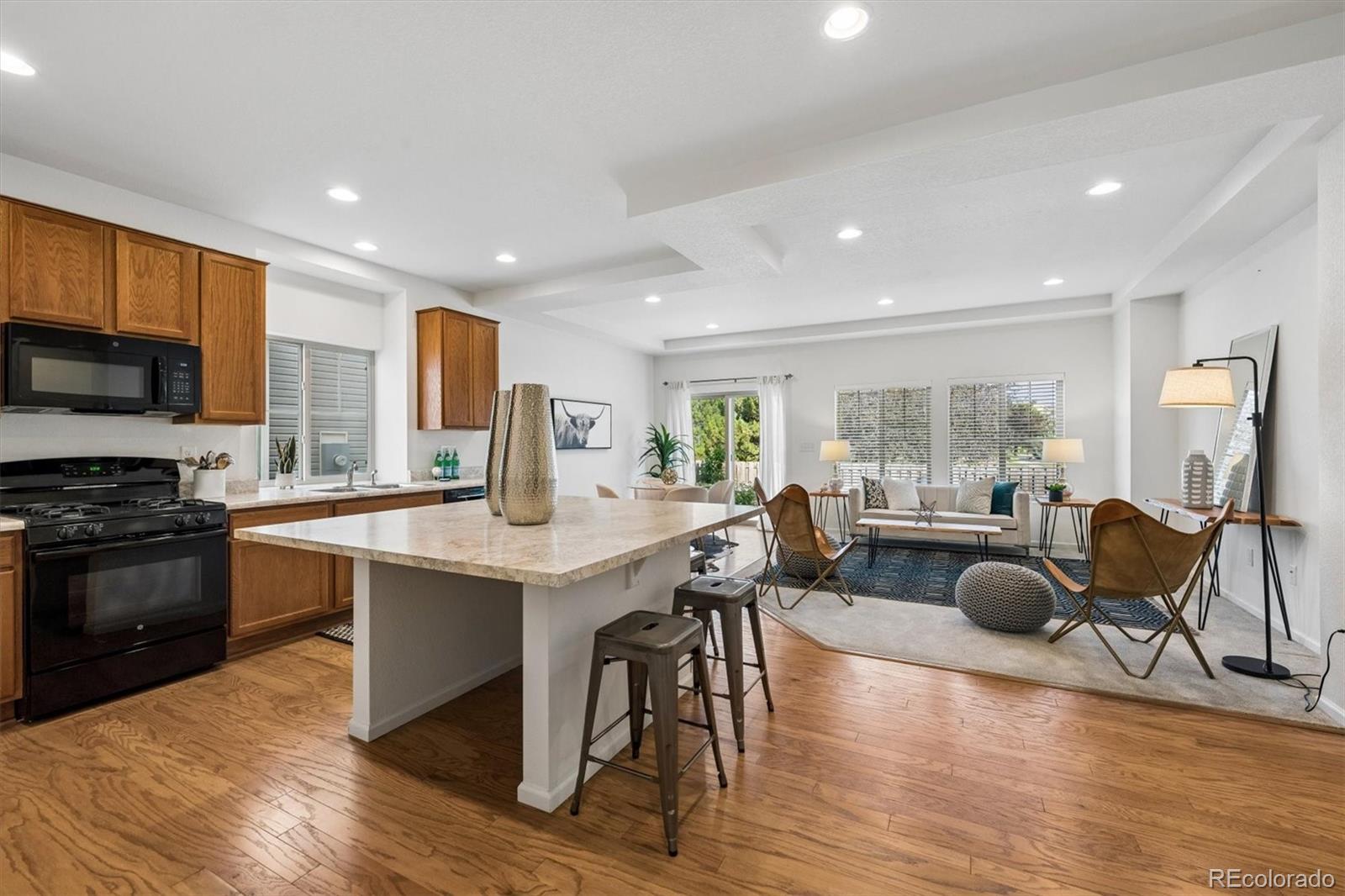 MLS Image #6 for 10536  racine way,commerce city, Colorado