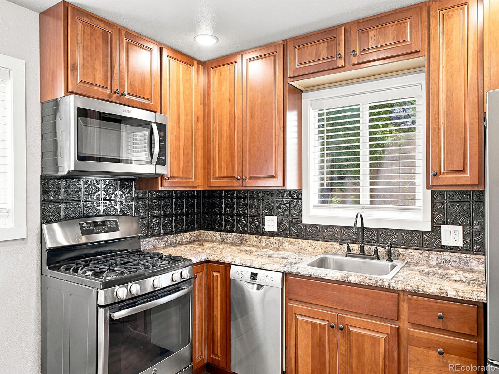 MLS Image #4 for 10462  carlile street,denver, Colorado