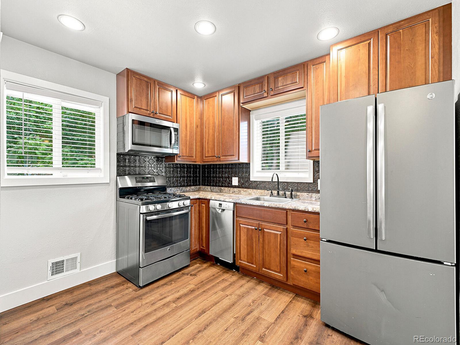 MLS Image #5 for 10462  carlile street,denver, Colorado