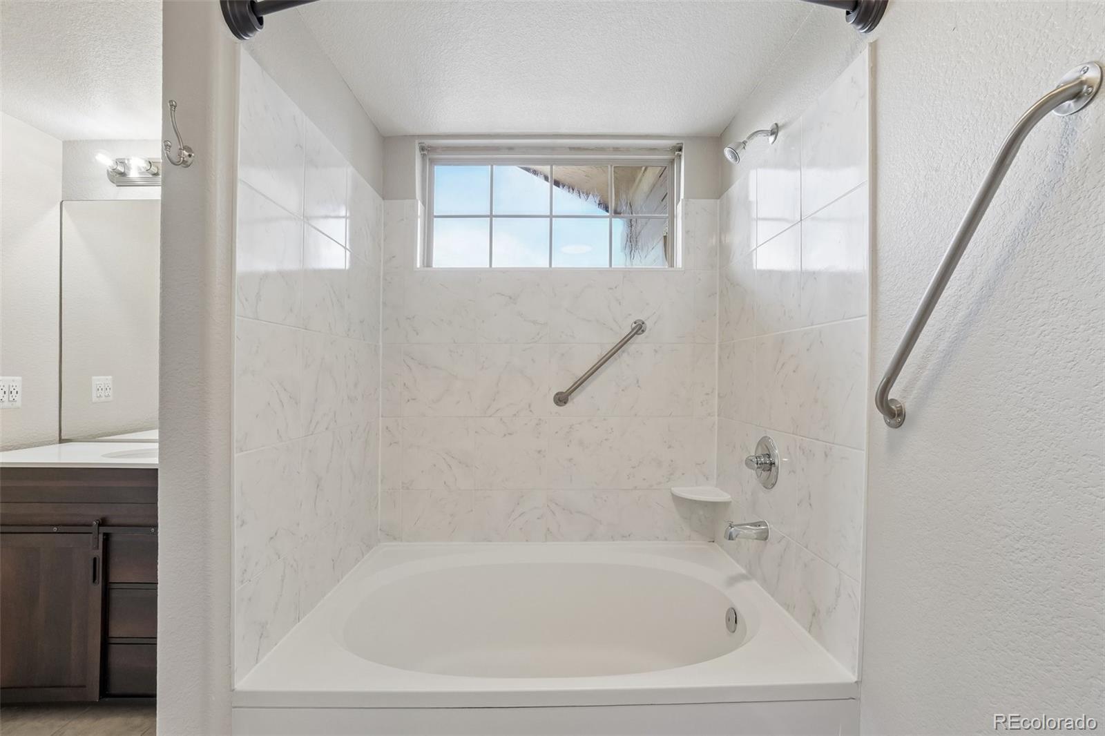 MLS Image #22 for 10787  twenty mile road 305,parker, Colorado