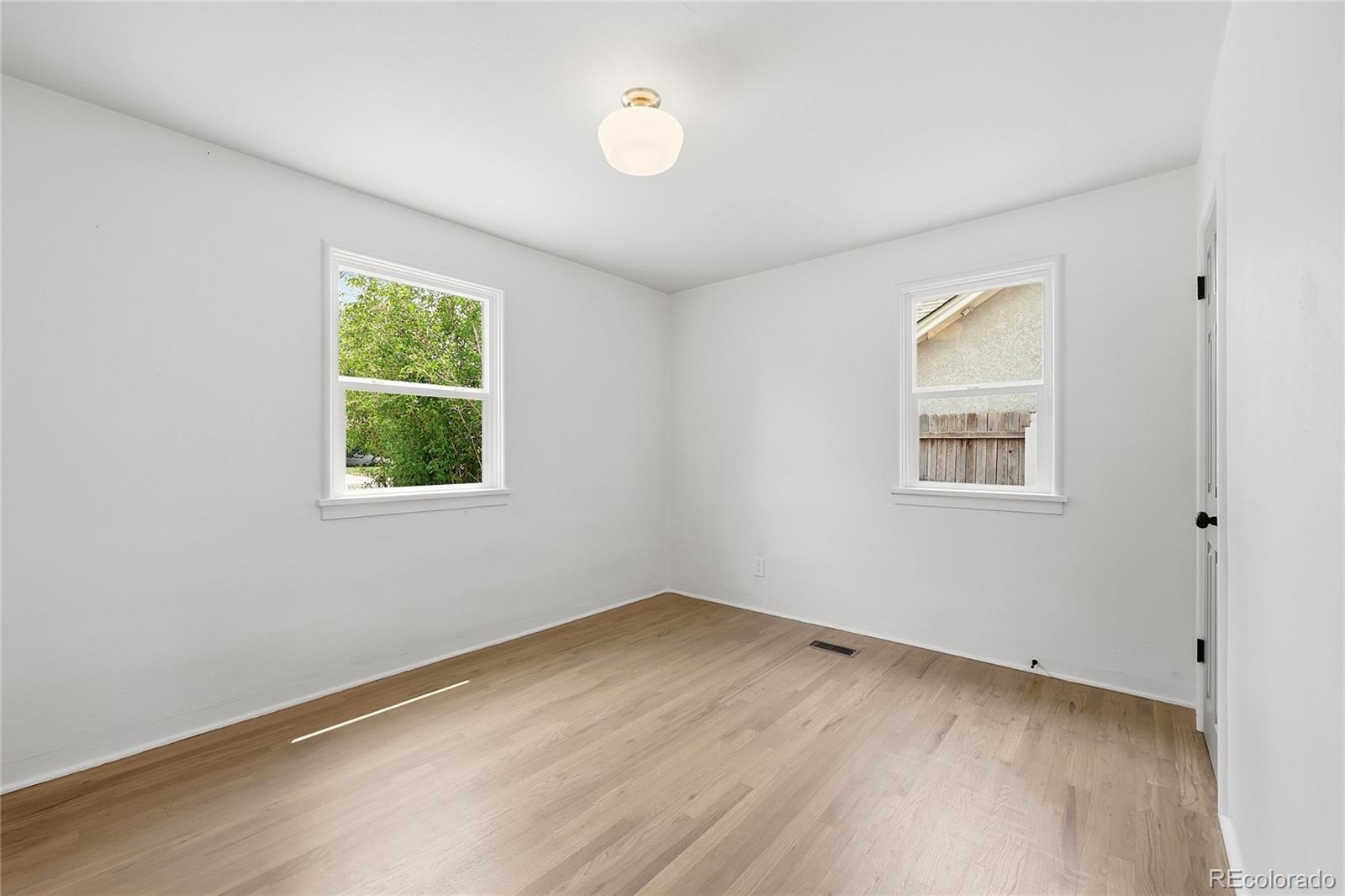 MLS Image #15 for 1143  longwood avenue,pueblo, Colorado