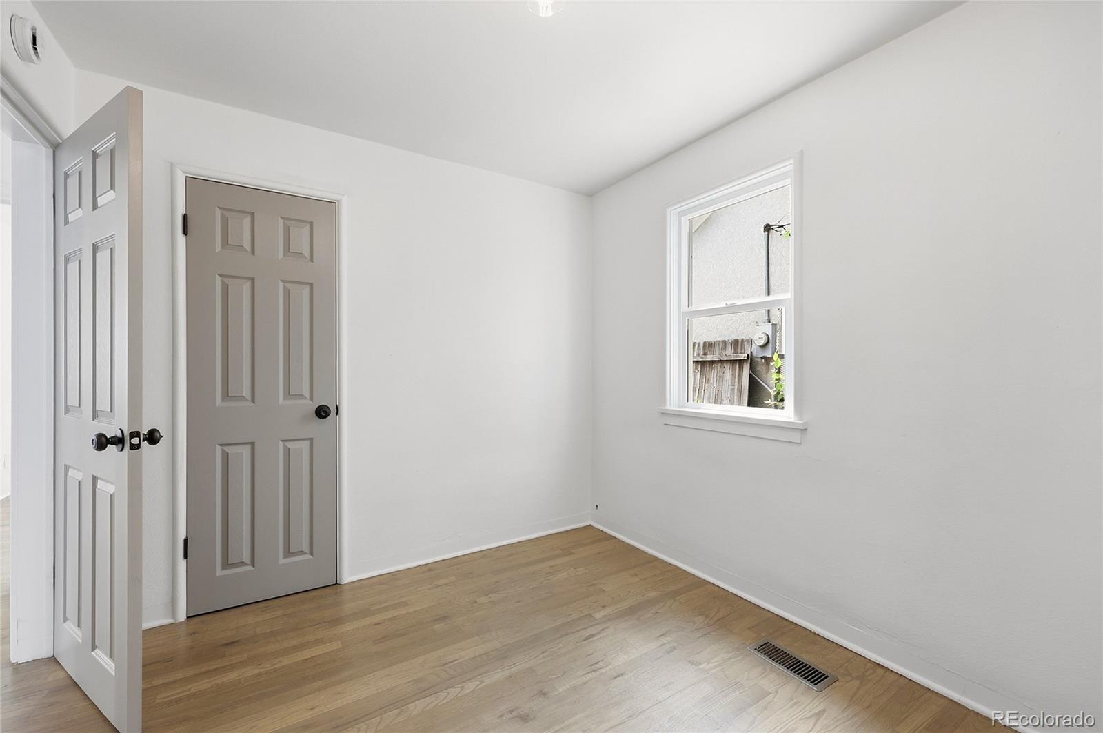 MLS Image #18 for 1143  longwood avenue,pueblo, Colorado