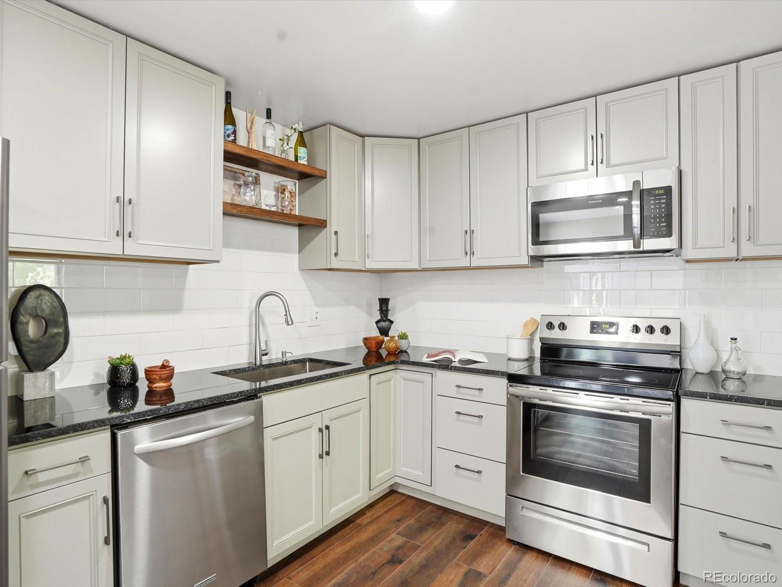 MLS Image #8 for 1001  victor street,aurora, Colorado