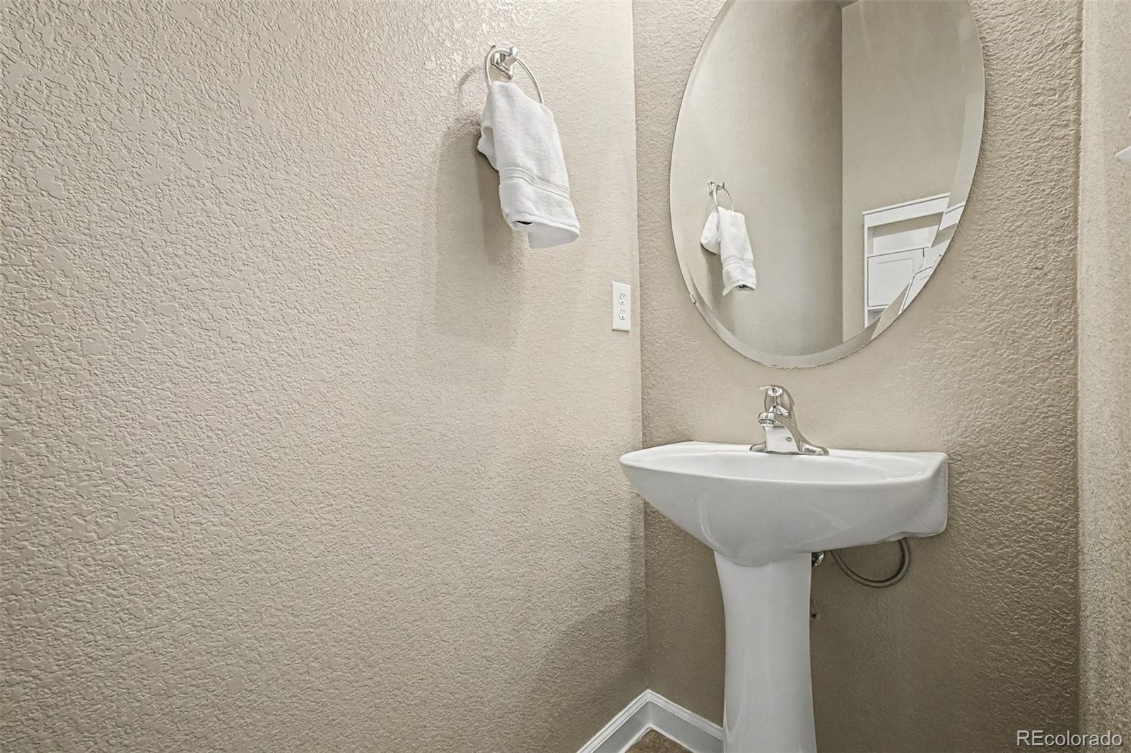 MLS Image #15 for 11250  florence street 20f,commerce city, Colorado