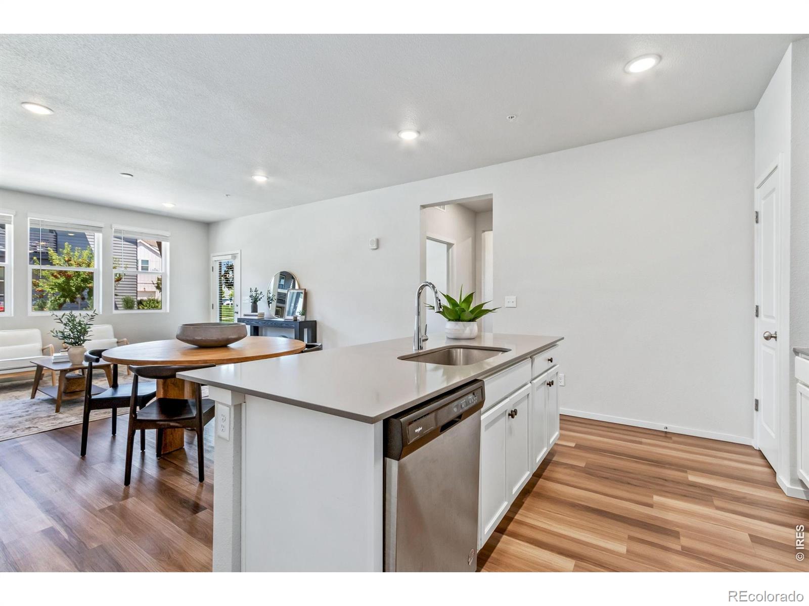 MLS Image #10 for 533  vicot way,fort collins, Colorado