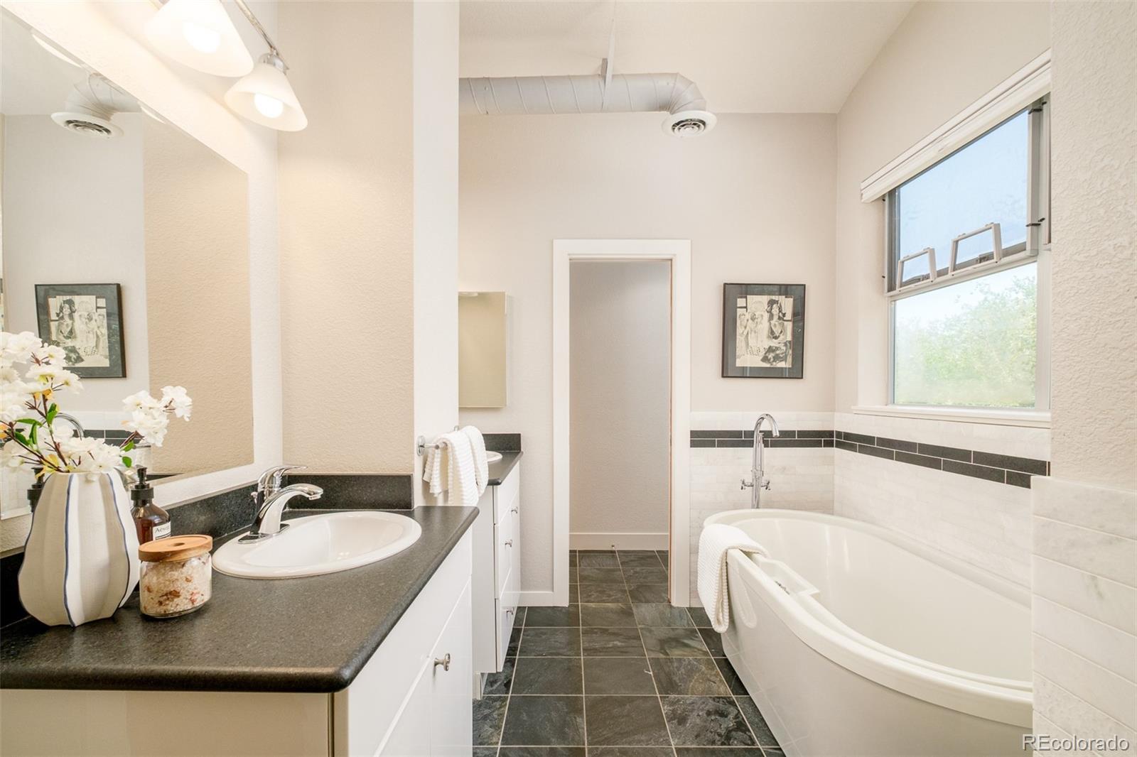 MLS Image #18 for 354 w archer place ,denver, Colorado