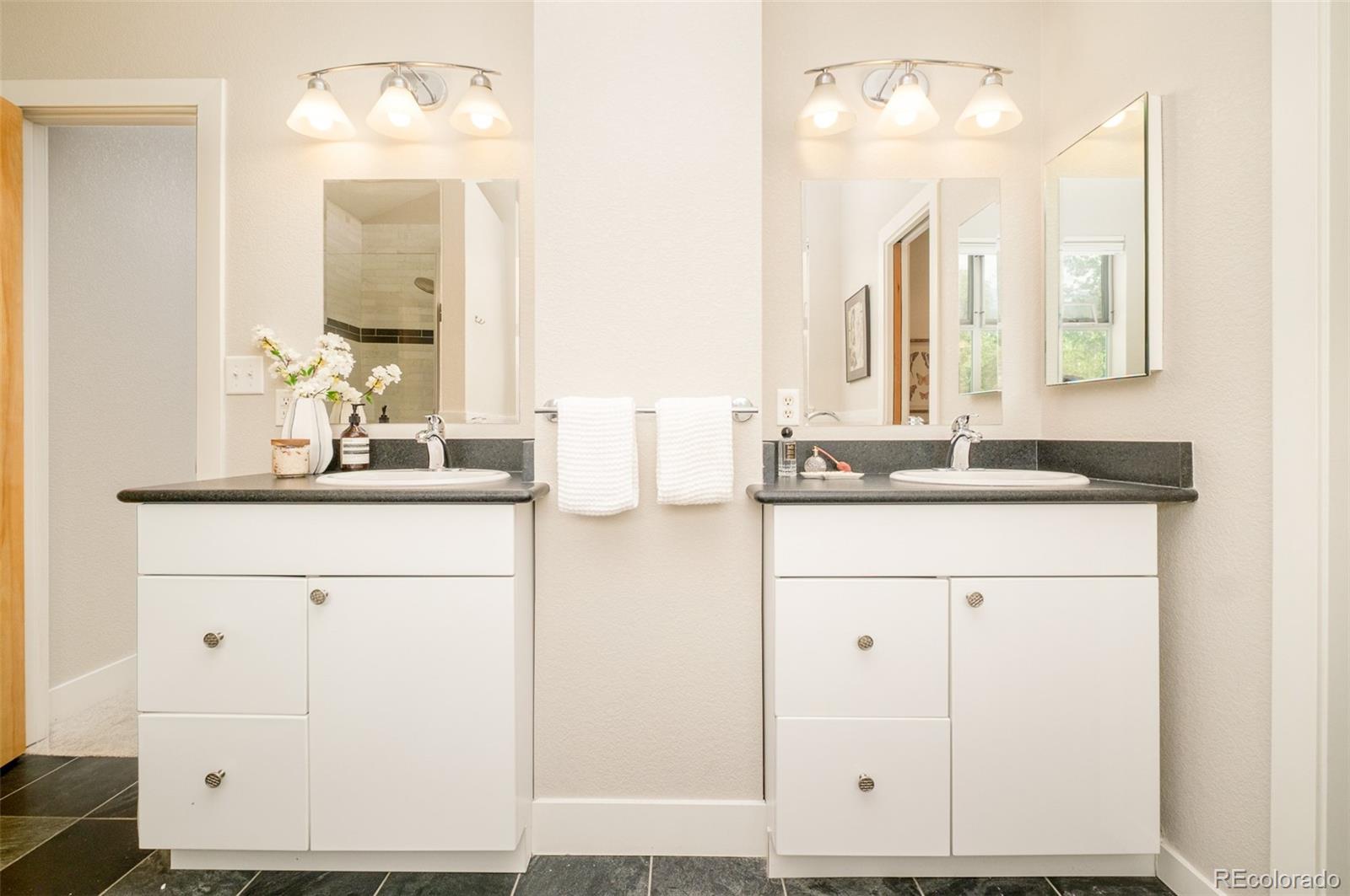 MLS Image #19 for 354 w archer place ,denver, Colorado