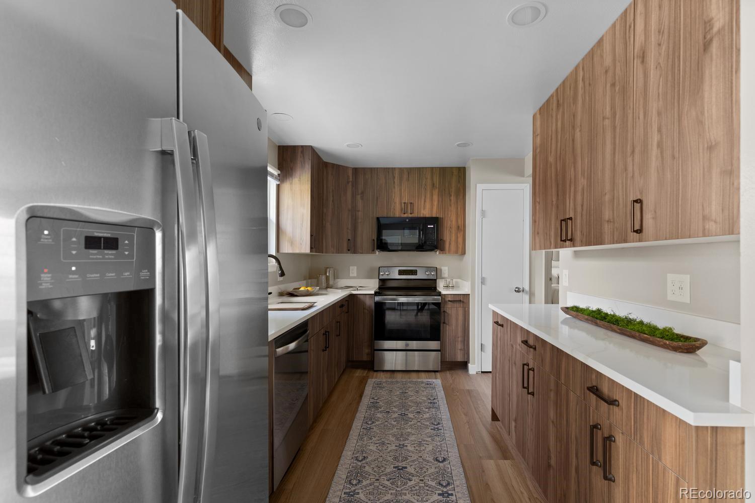 MLS Image #11 for 4382 s ceylon way,aurora, Colorado