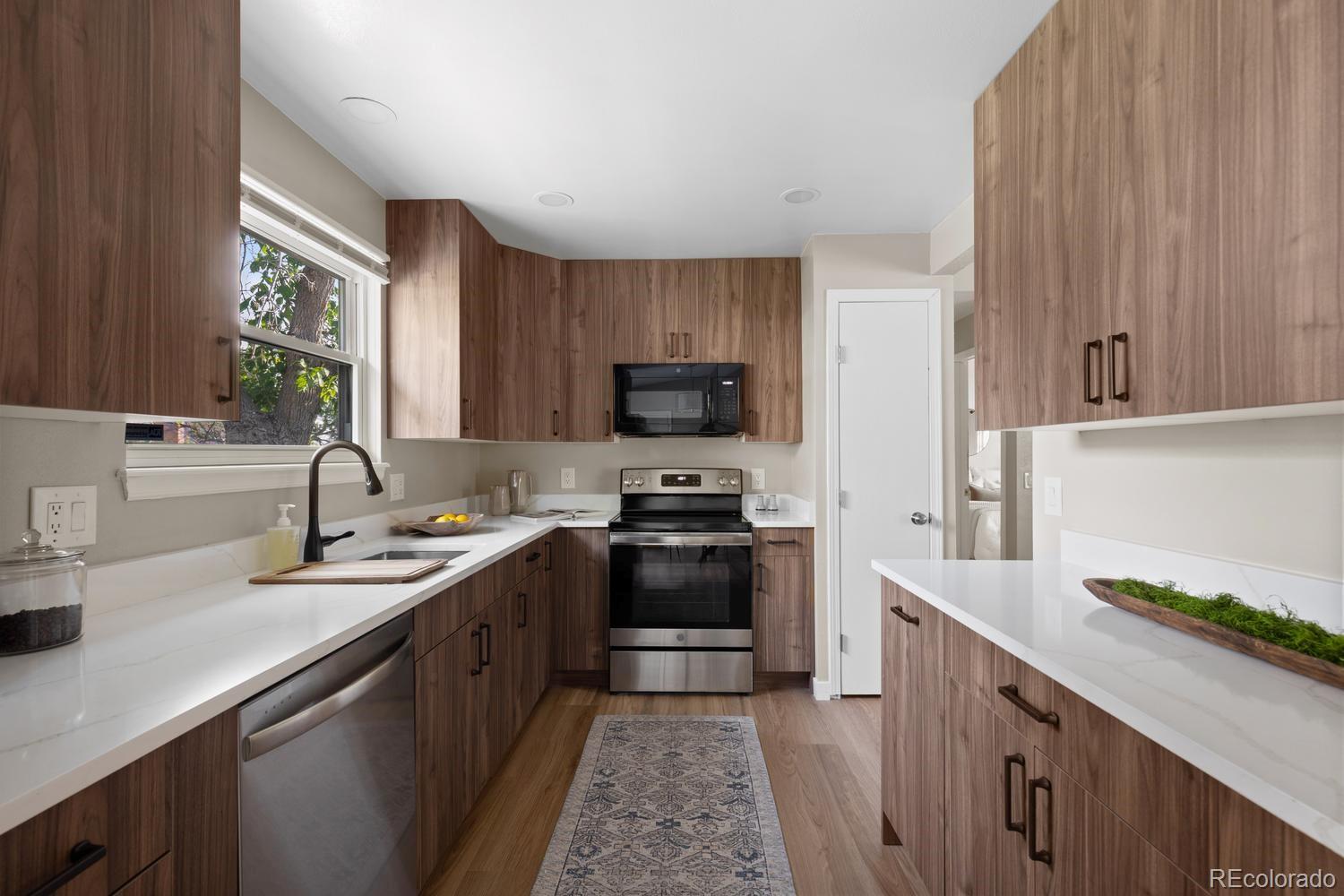 MLS Image #12 for 4382 s ceylon way,aurora, Colorado