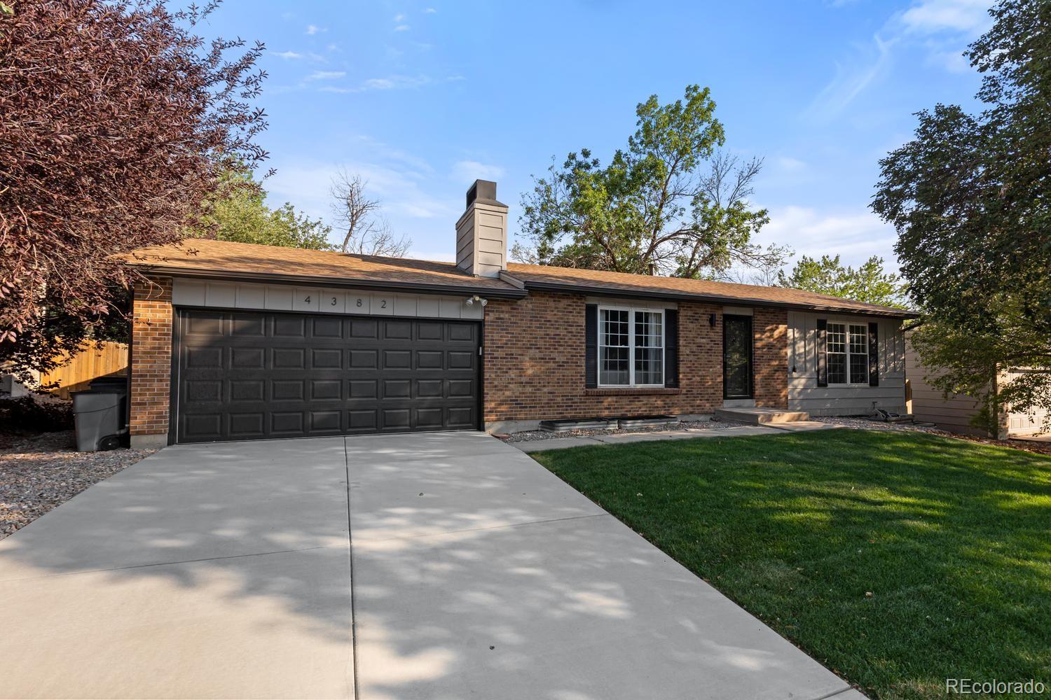 MLS Image #3 for 4382 s ceylon way,aurora, Colorado