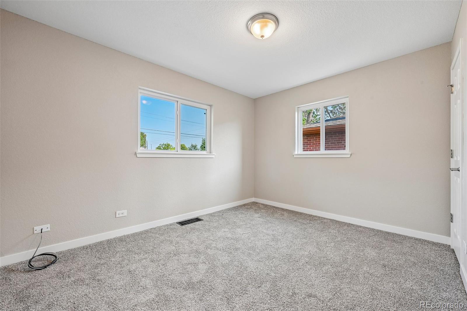 MLS Image #15 for 3290  magnolia street,denver, Colorado