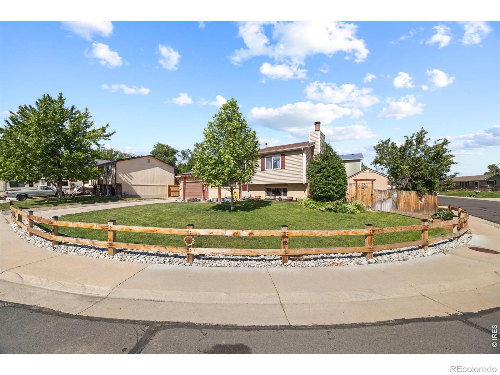 MLS Image #2 for 10429  owens circle,broomfield, Colorado