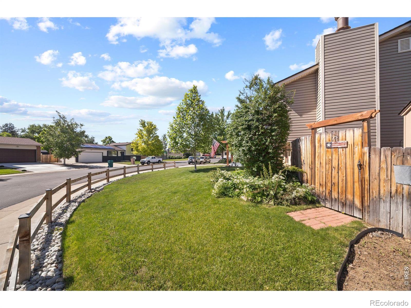 MLS Image #3 for 10429  owens circle,broomfield, Colorado