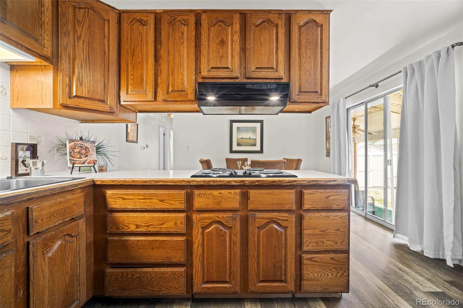 MLS Image #10 for 12448 w 62nd avenue,arvada, Colorado
