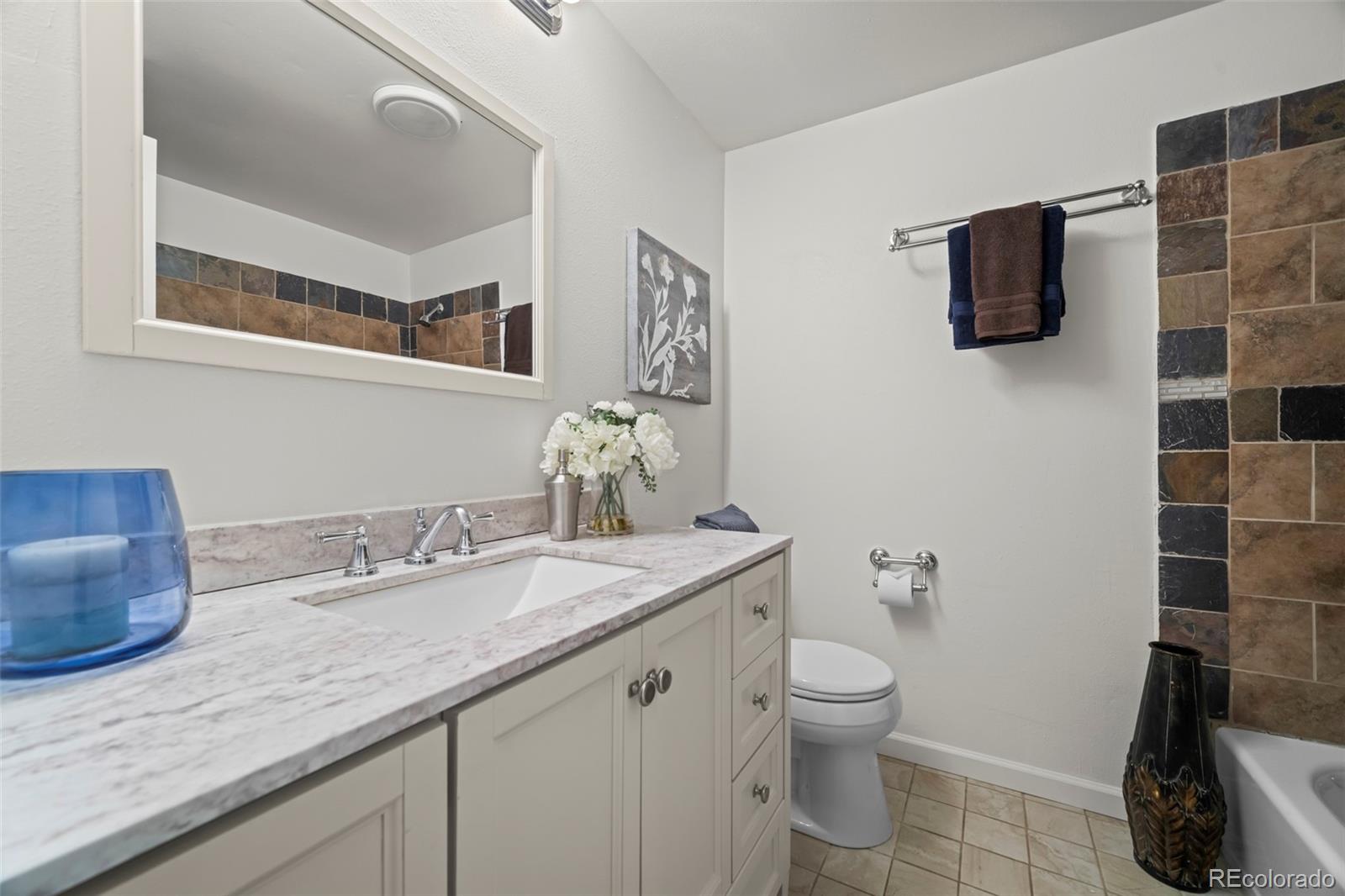 MLS Image #12 for 12448 w 62nd avenue,arvada, Colorado