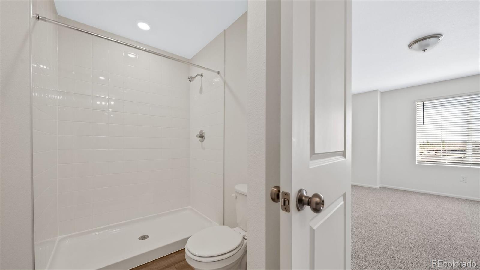MLS Image #18 for 22401 e 46th avenue,aurora, Colorado