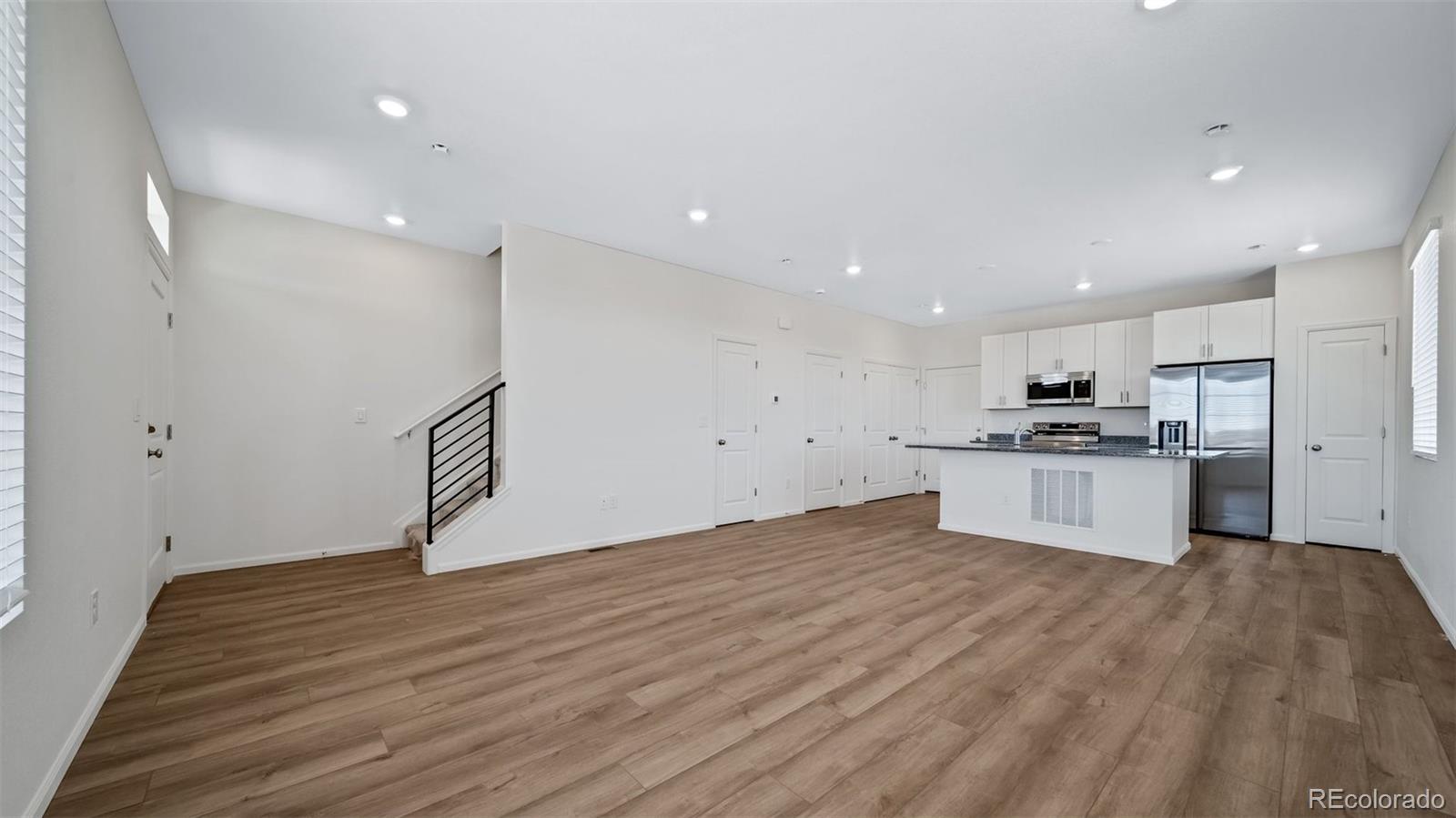 MLS Image #7 for 22401 e 46th avenue,aurora, Colorado