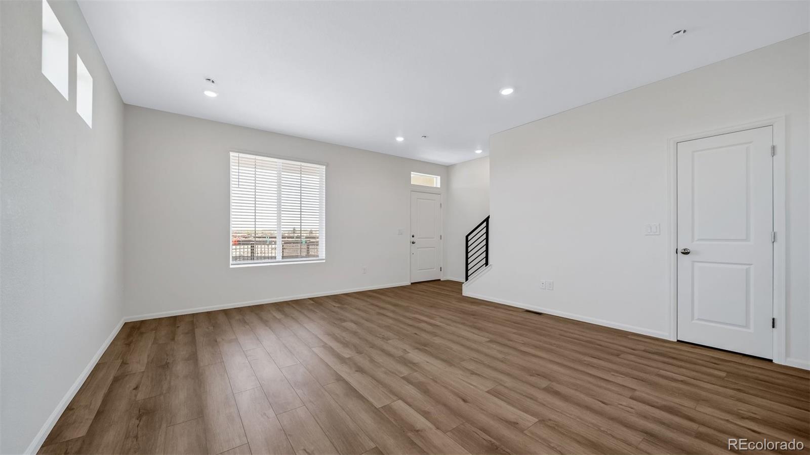 MLS Image #9 for 22401 e 46th avenue,aurora, Colorado
