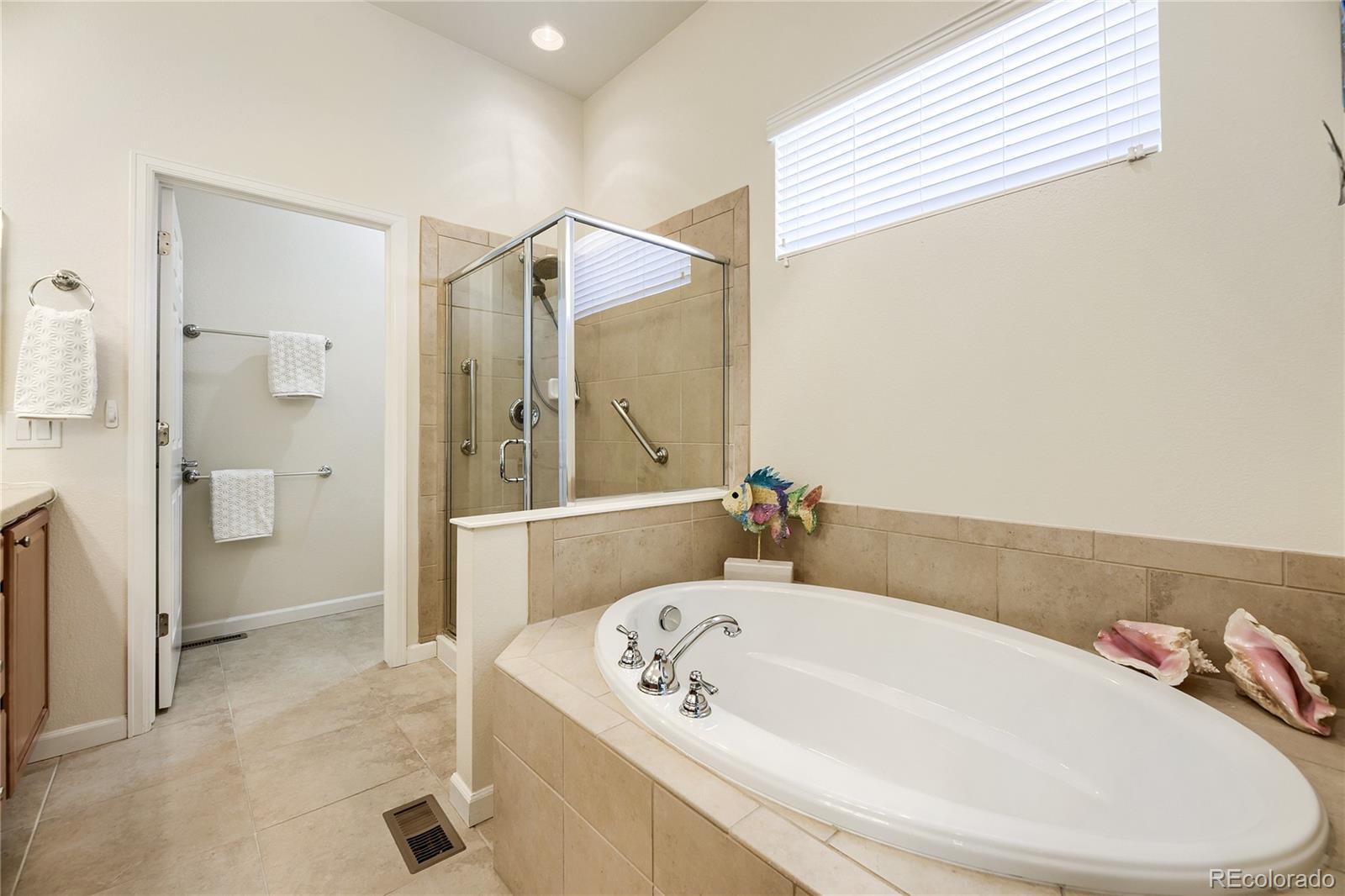 MLS Image #21 for 16551  antero circle,broomfield, Colorado