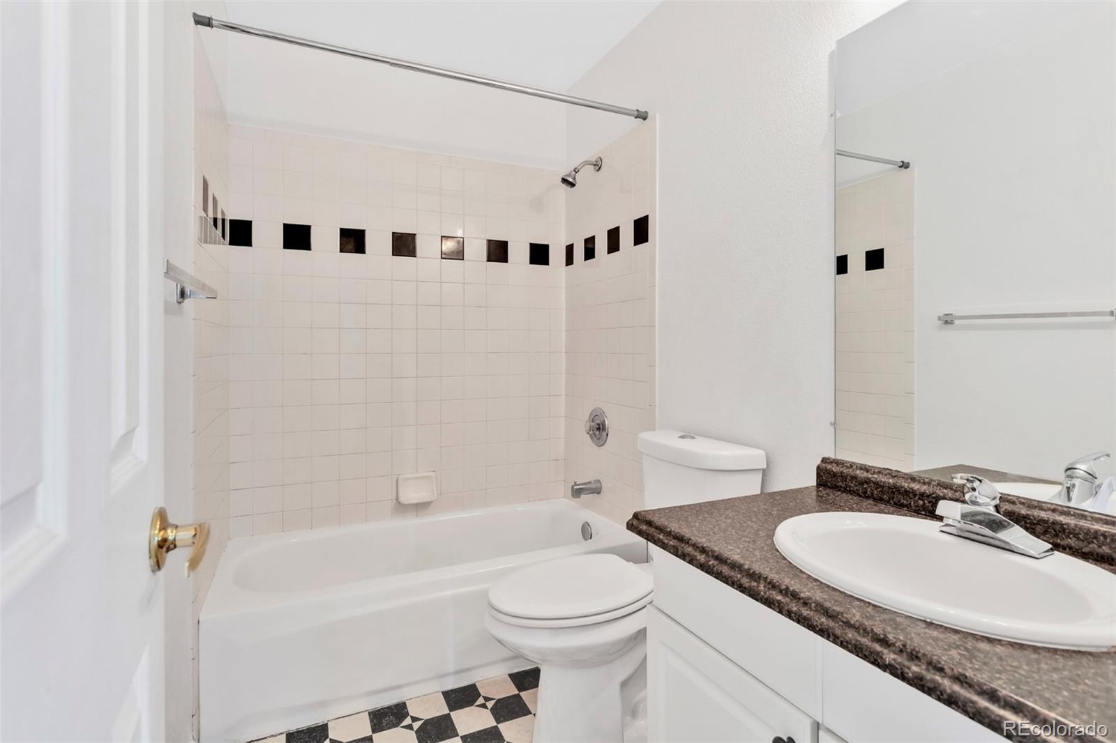 MLS Image #19 for 8501 w union avenue,littleton, Colorado