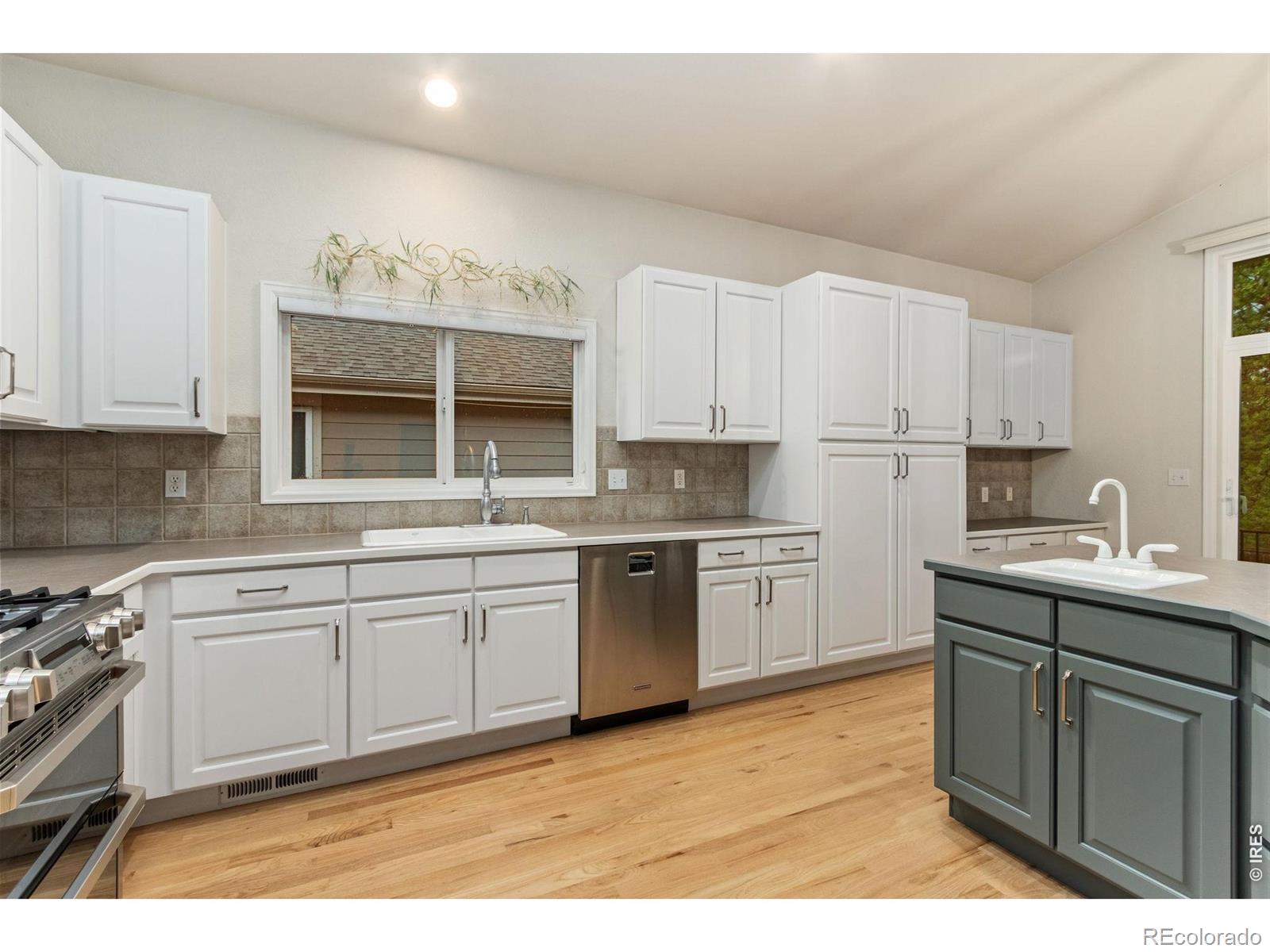 MLS Image #7 for 1634  animas place,loveland, Colorado