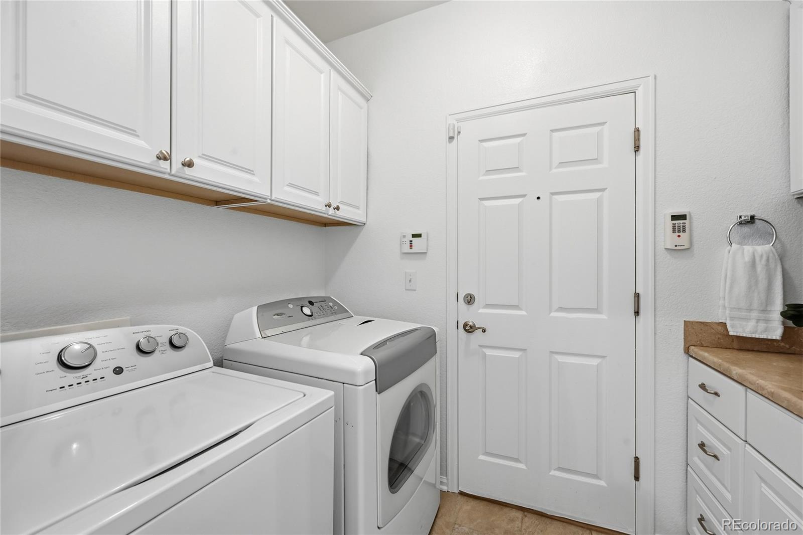 MLS Image #16 for 21267 e eastman drive,aurora, Colorado