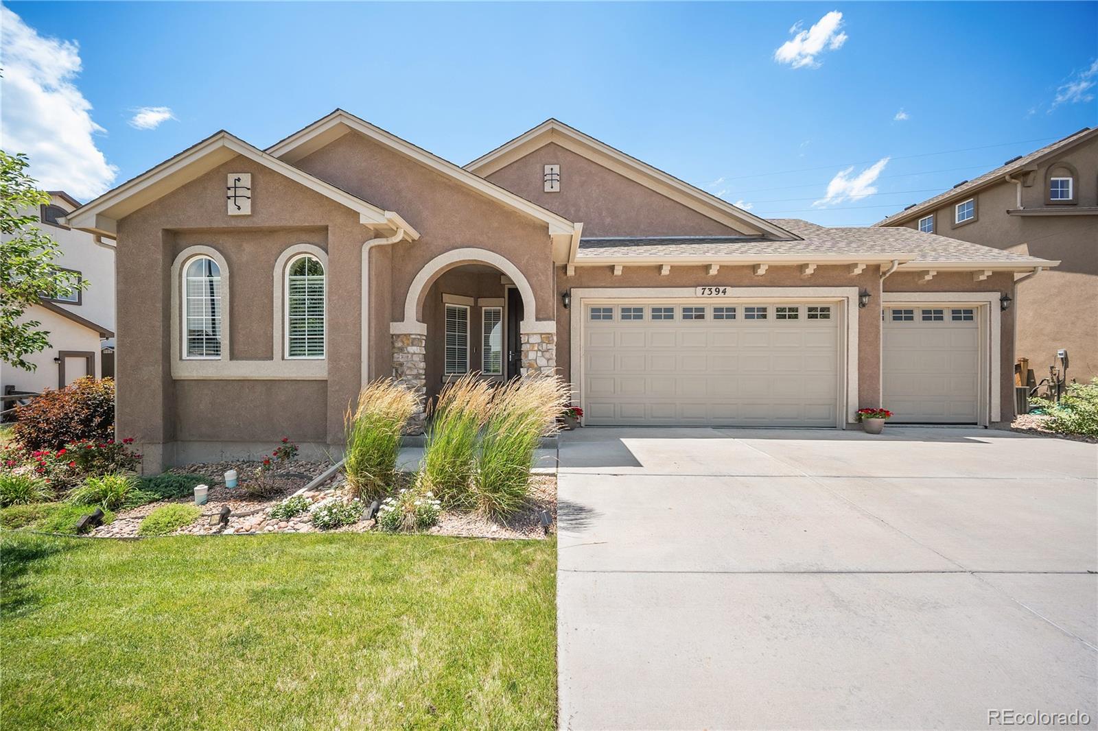 MLS Image #0 for 7394  rim bluff lane,colorado springs, Colorado