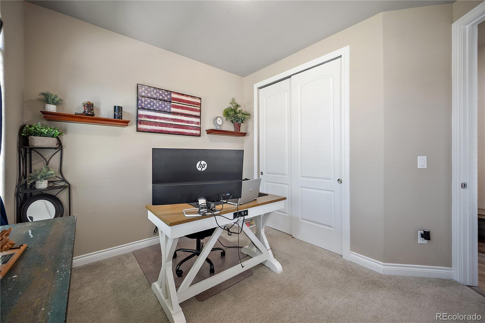 MLS Image #4 for 7394  rim bluff lane,colorado springs, Colorado