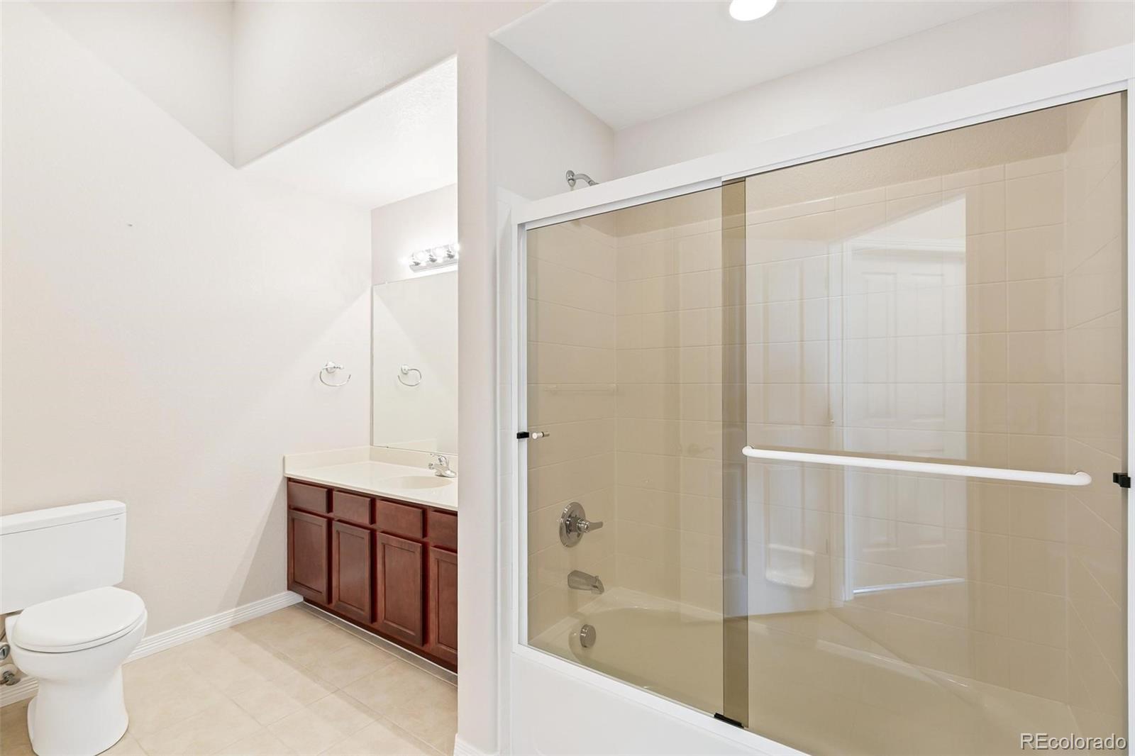 MLS Image #15 for 1996 s espana court b,aurora, Colorado