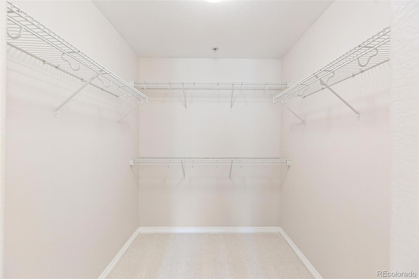 MLS Image #22 for 1996 s espana court b,aurora, Colorado