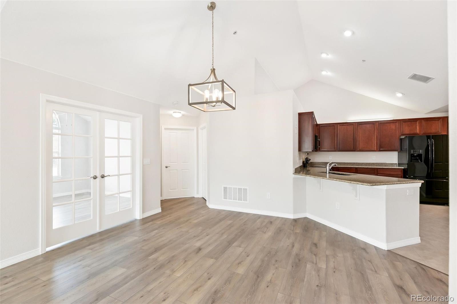 MLS Image #7 for 1996 s espana court b,aurora, Colorado