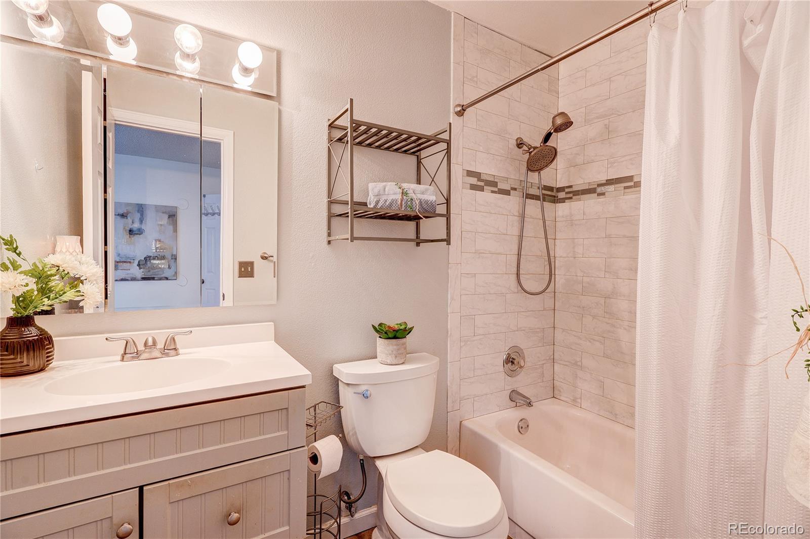 MLS Image #20 for 11949 e iowa avenue,aurora, Colorado