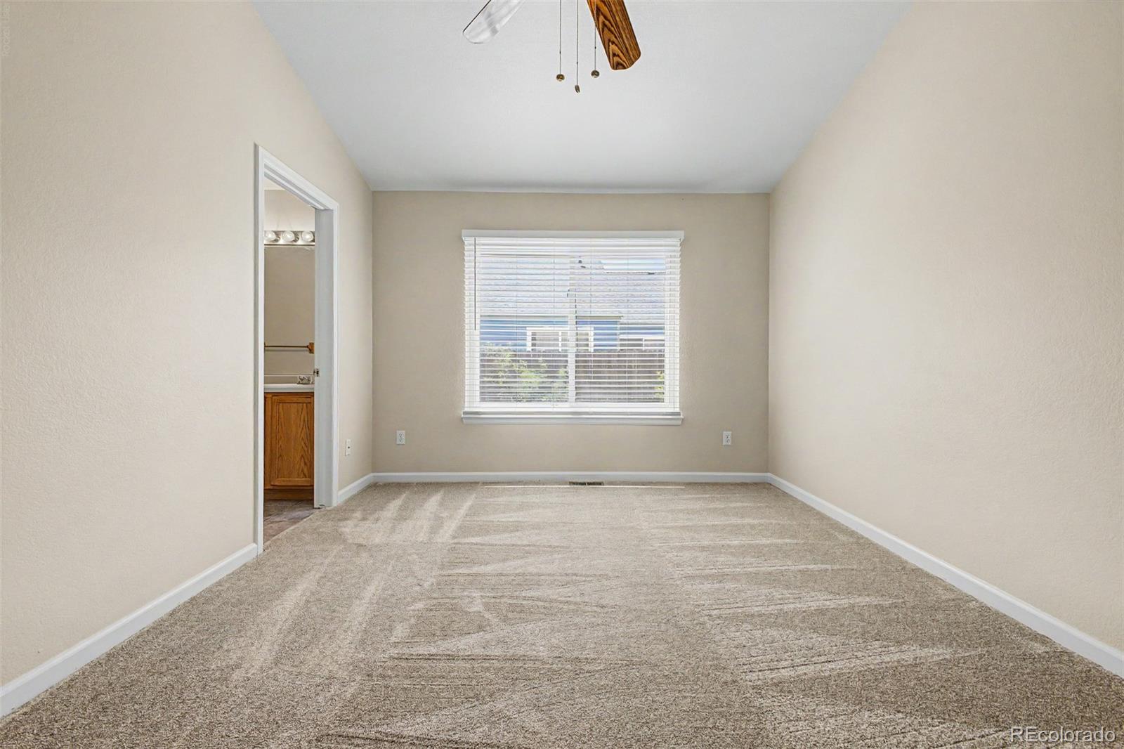 MLS Image #10 for 19040 e 22nd place,aurora, Colorado