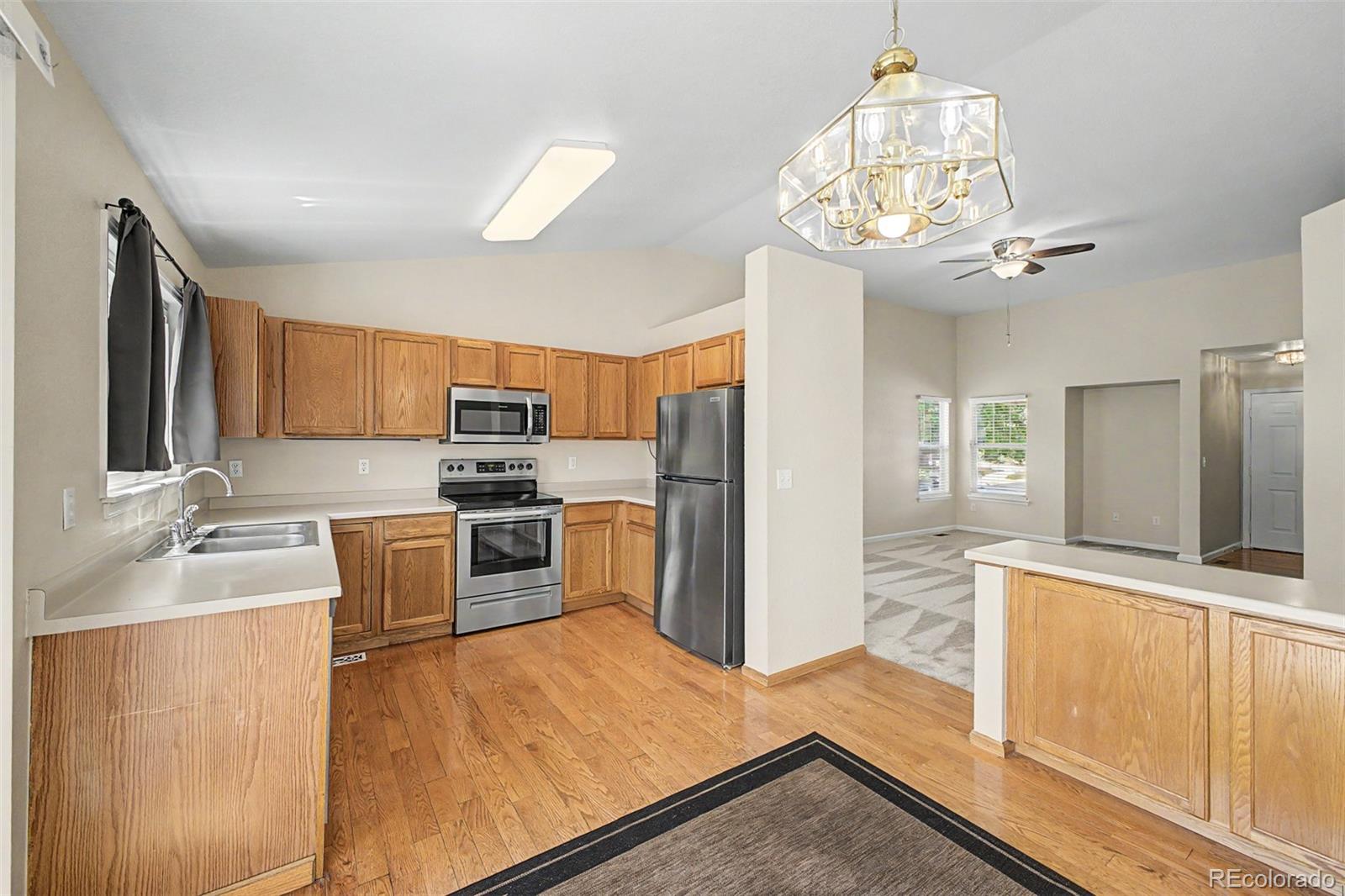 MLS Image #7 for 19040 e 22nd place,aurora, Colorado
