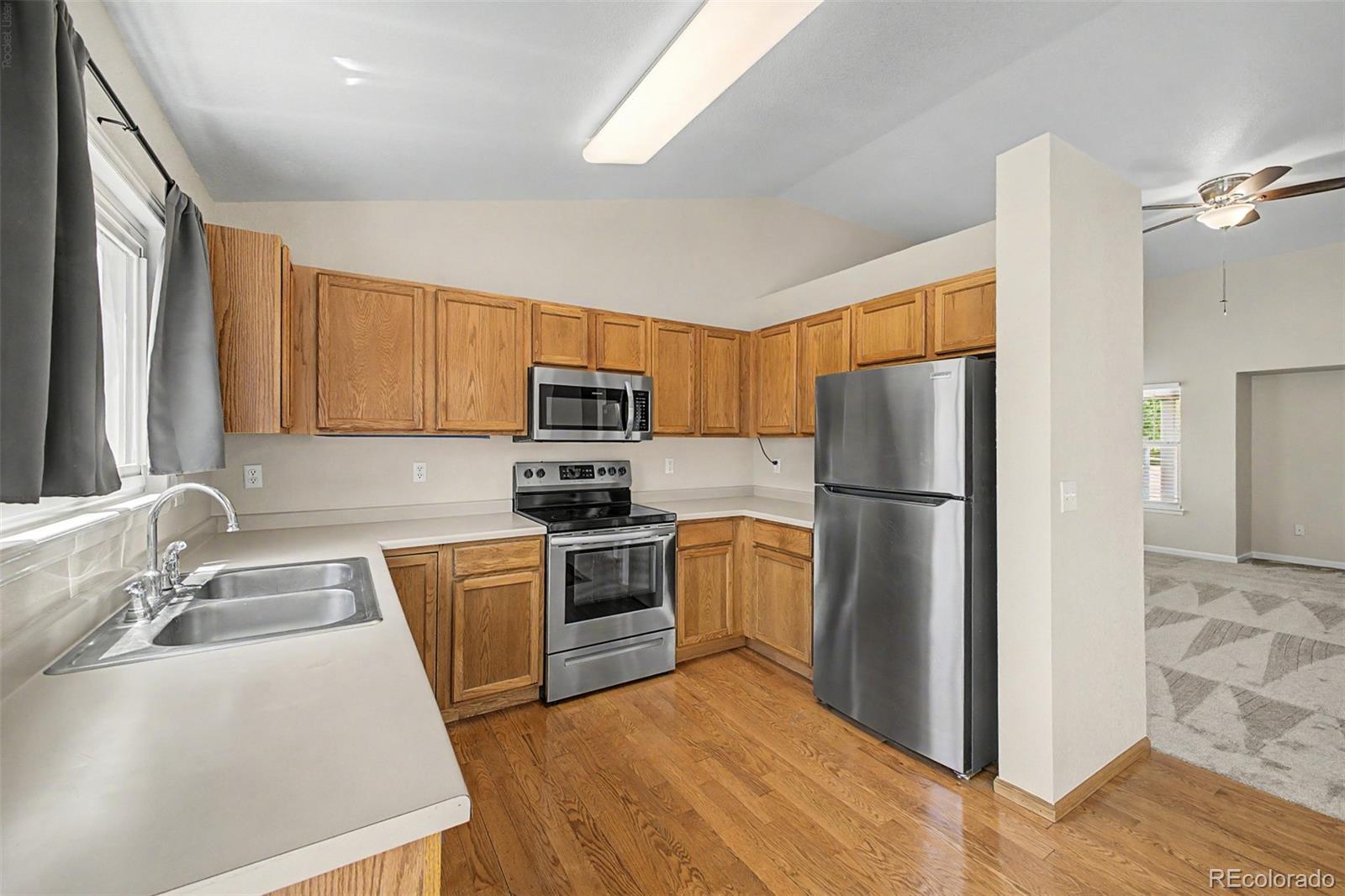 MLS Image #8 for 19040 e 22nd place,aurora, Colorado