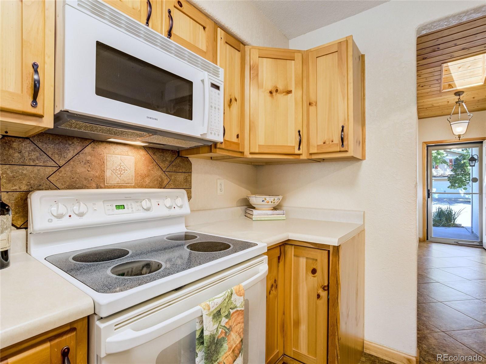 MLS Image #20 for 5915  pemberton way,colorado springs, Colorado