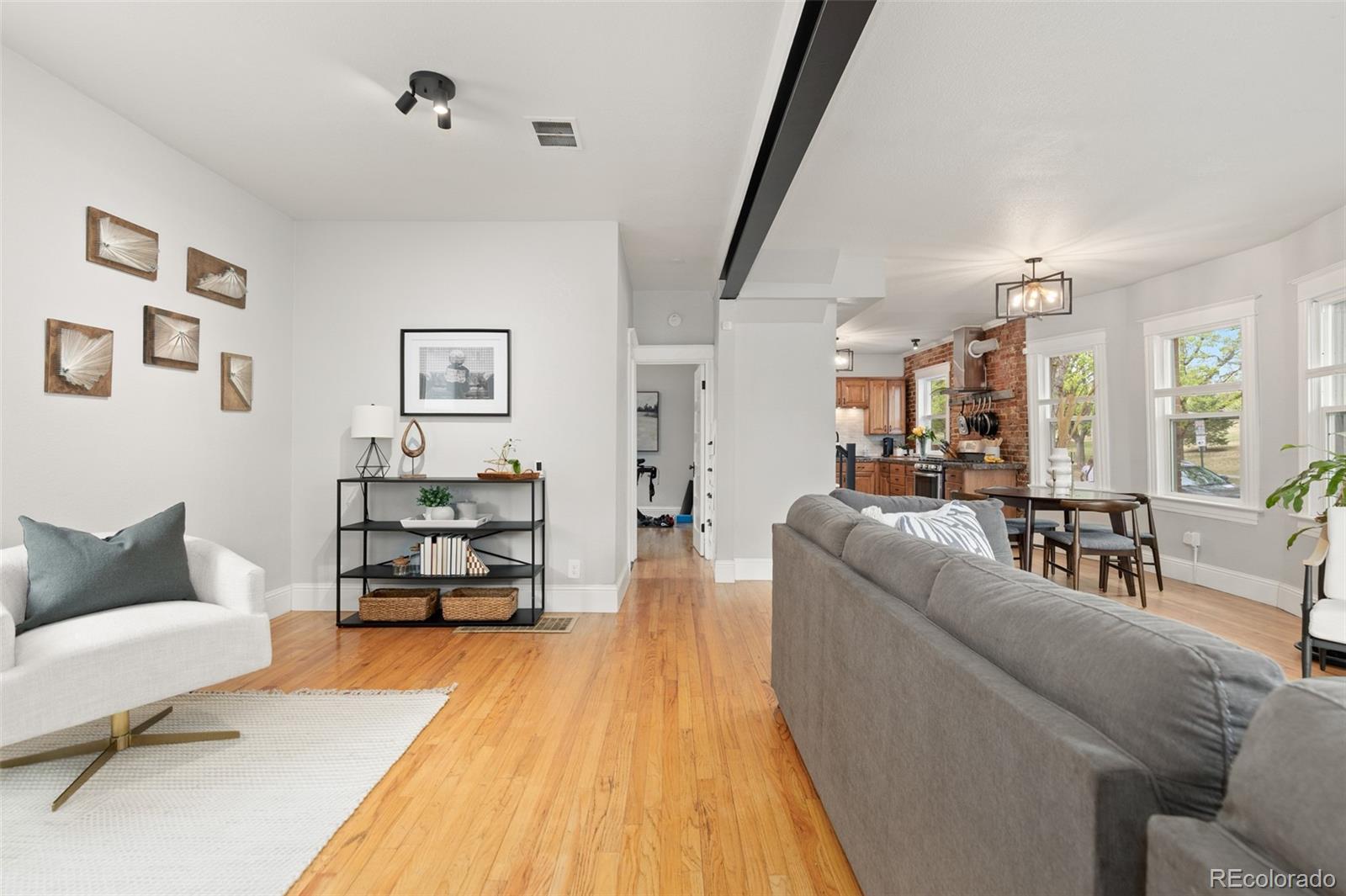 MLS Image #11 for 2151 n clay street,denver, Colorado