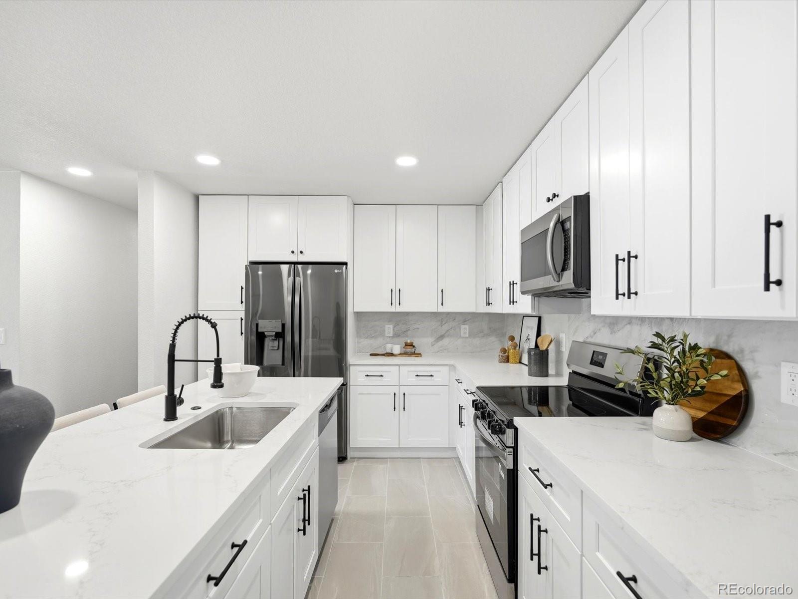 MLS Image #6 for 47 n zenobia street,denver, Colorado