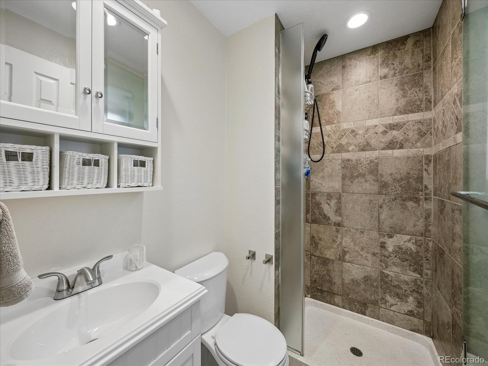 MLS Image #13 for 2717 s upham street,denver, Colorado