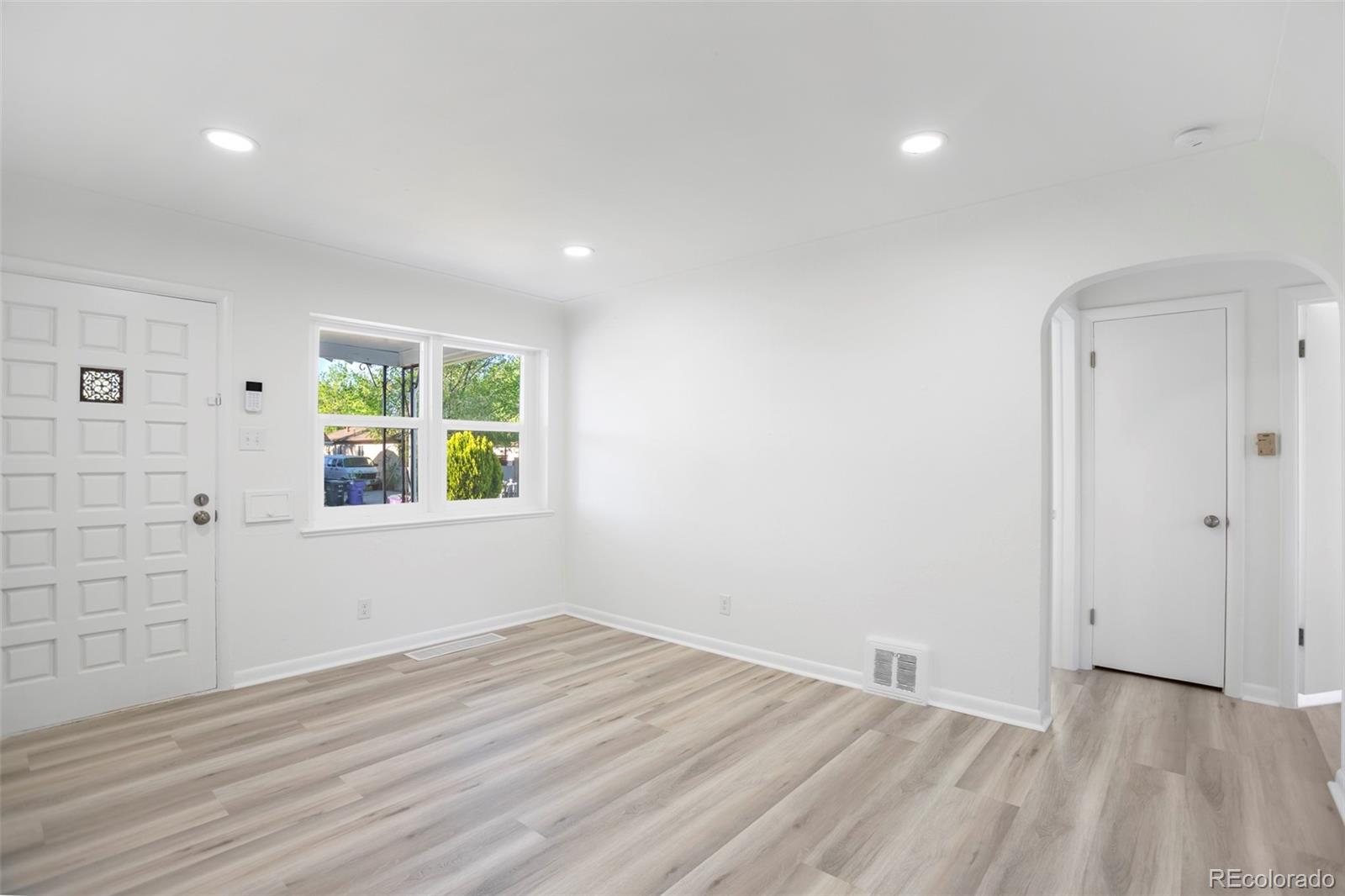 MLS Image #10 for 3421 w dakota avenue,denver, Colorado