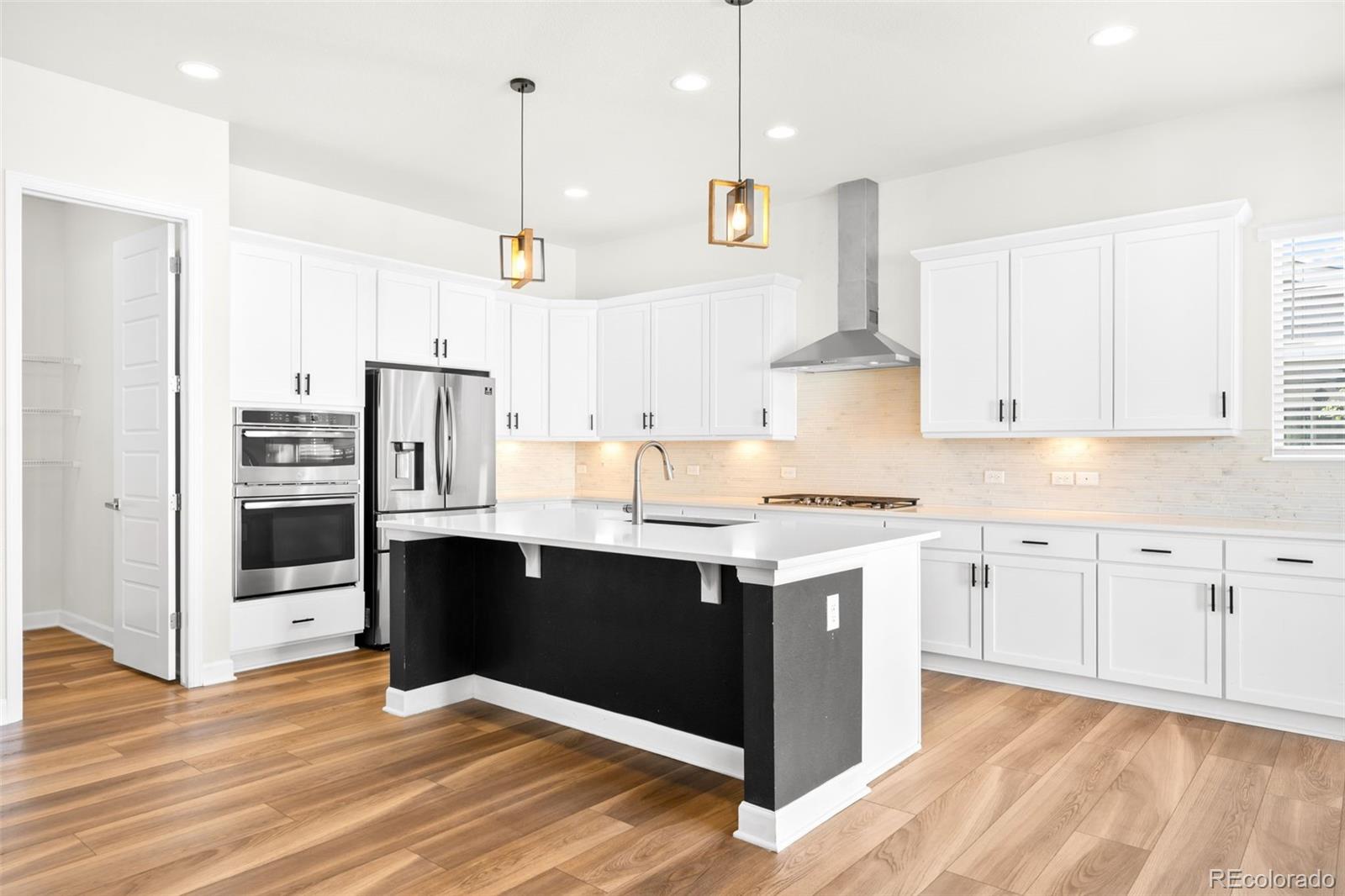 MLS Image #11 for 892  sundown way,erie, Colorado